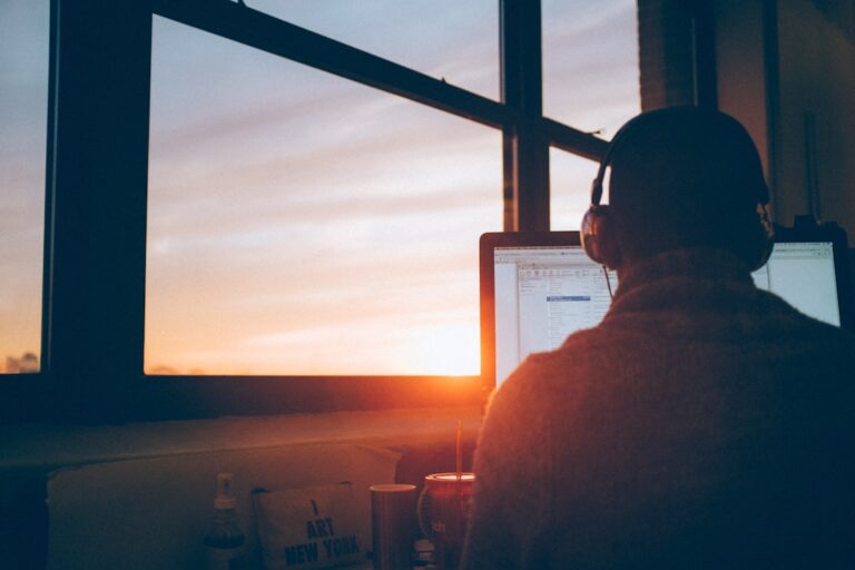 Navigating the Digital Landscape: A Practical Guide to Securing Remote IT Roles how to find genuine remote it jobs online